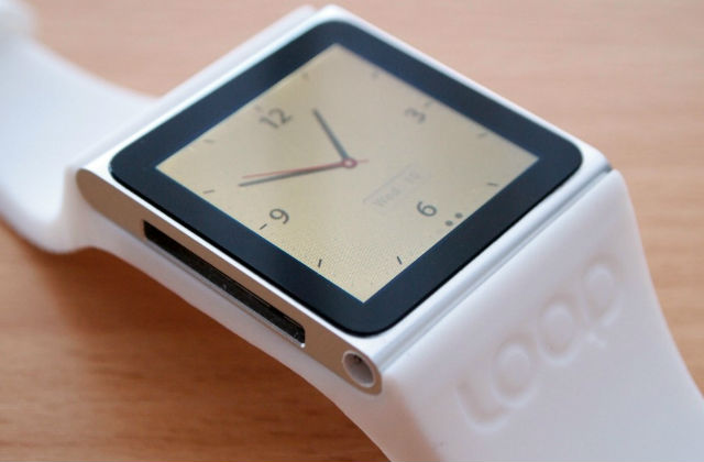 Un antiguo Nano iPod con muñequera, para convertirlo en reloj. Foto: El Economista